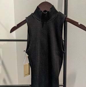 Aritzia turtle neck tank top